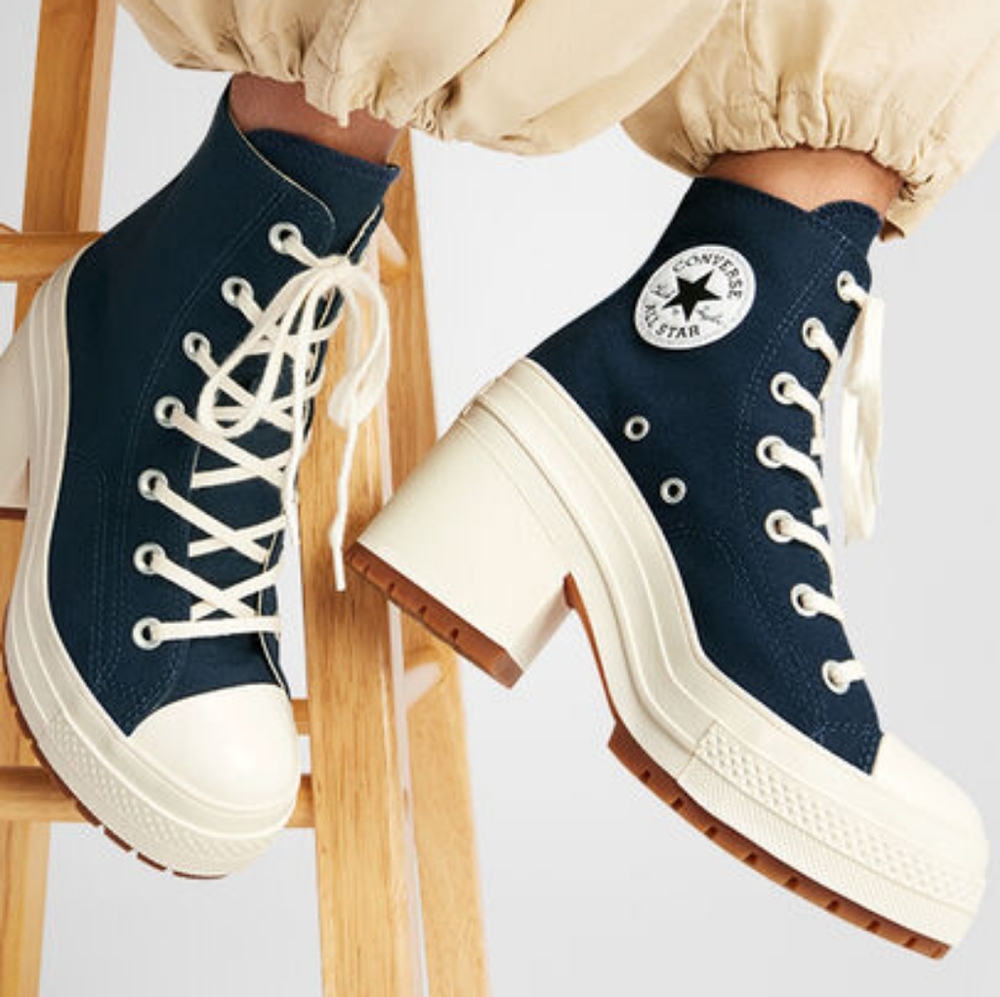 Converse Chuck 70 De Luxe Heel size 8